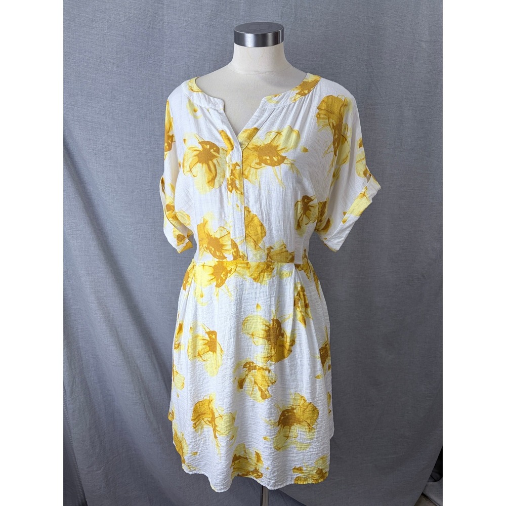 Simply Vera Wang Yellow Floral Rayon Blend‎ Shift Dress White XL Wedding Guest